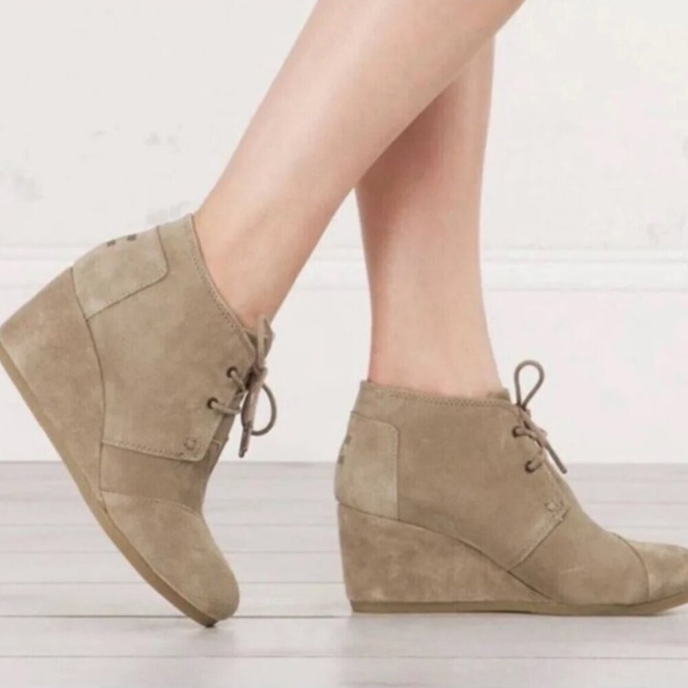 Tom's Taupe Suede Women's Desert Wedges  | 7
